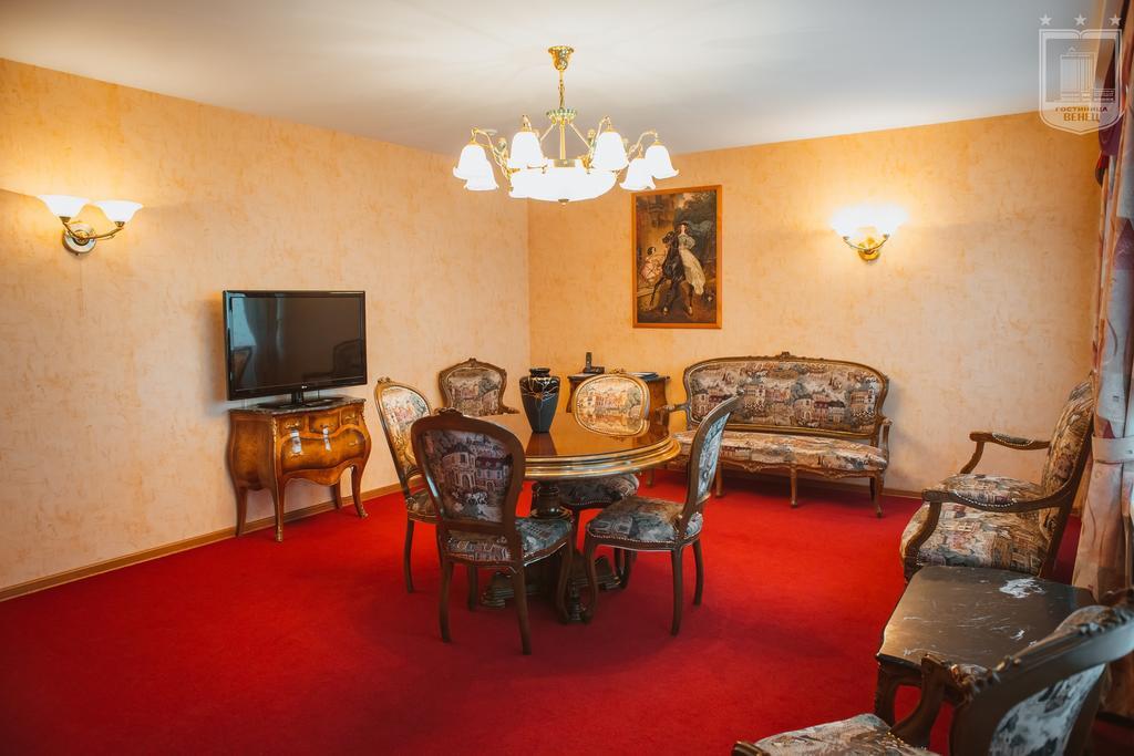 Hotel Venets Uljanovszk Szoba fotó